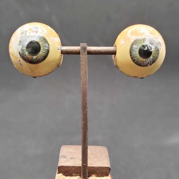 Meet your Posher, Michael - Picture 1 of 1